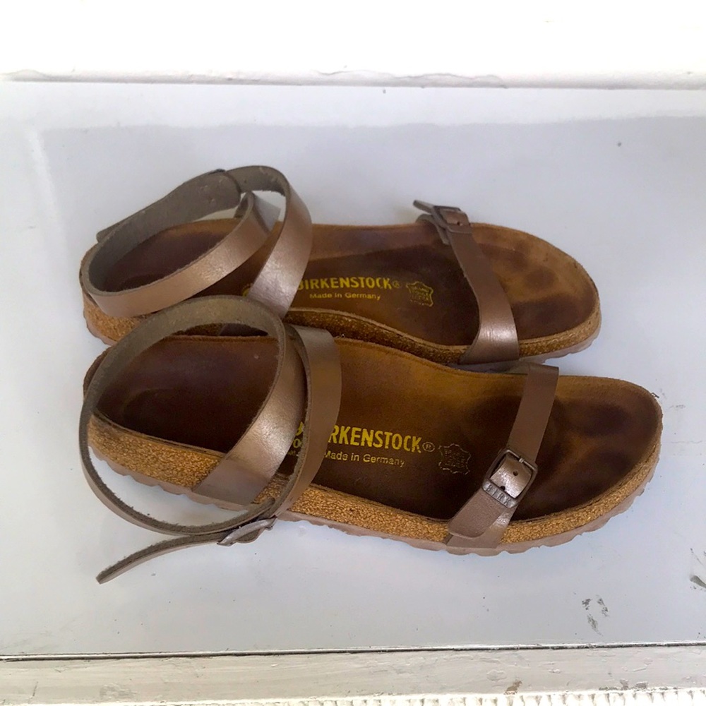 Birkenstock Daloa Sandal Size 39 Regular 8 US